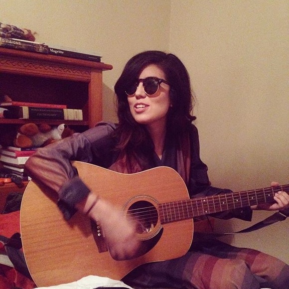 Meet your Posher, Ally - Picture 5 of 5